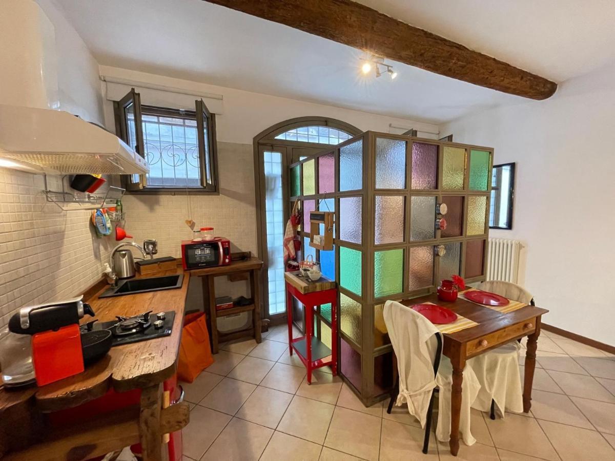 דירות פררה La Casa Degli Zii מראה חיצוני תמונה